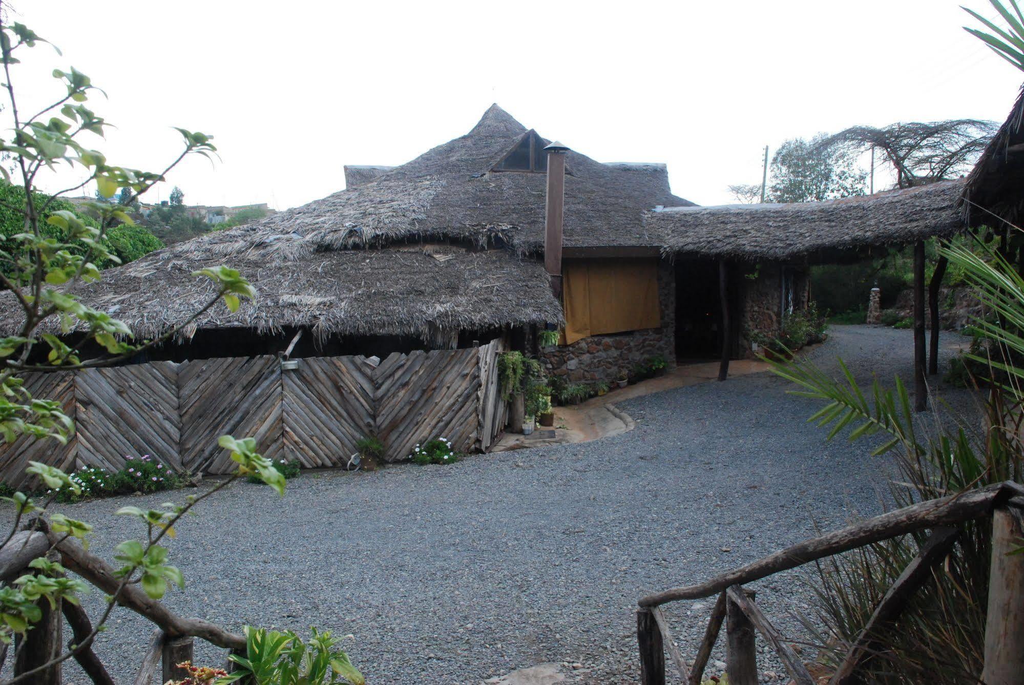 Osoita Lodge Nairobi Esterno foto
