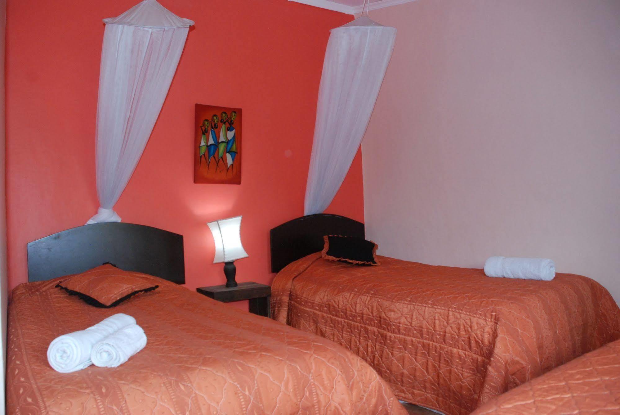 Osoita Lodge Nairobi Esterno foto